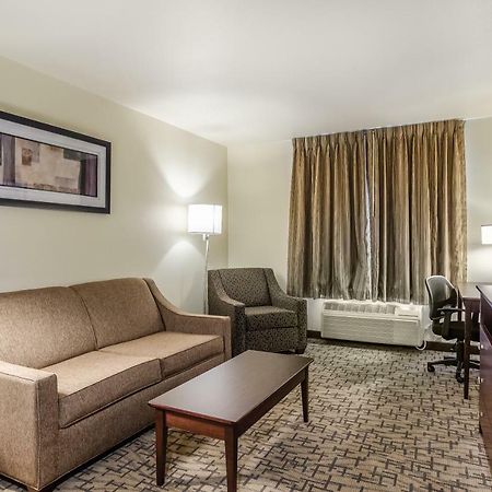 Cobblestone Inn & Suites - Bridgeport Buitenkant foto