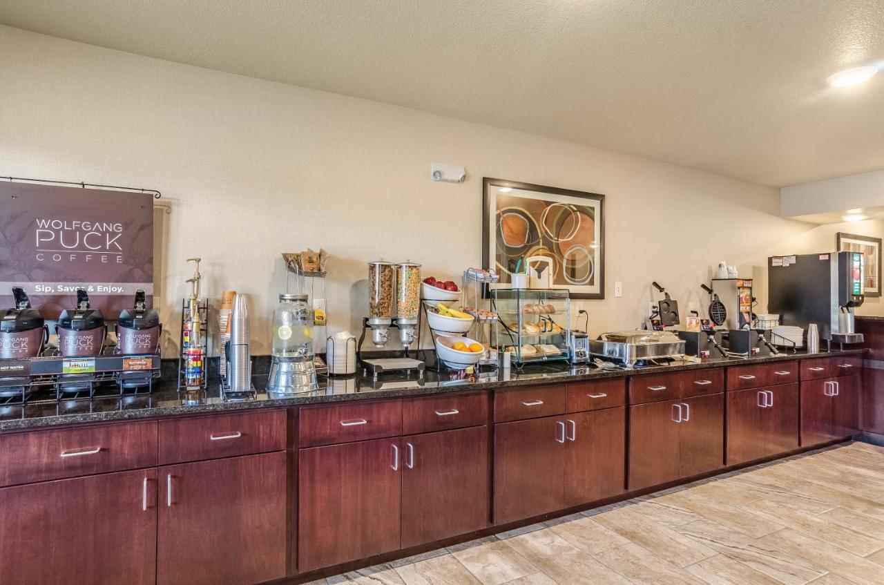 Cobblestone Inn & Suites - Bridgeport Buitenkant foto