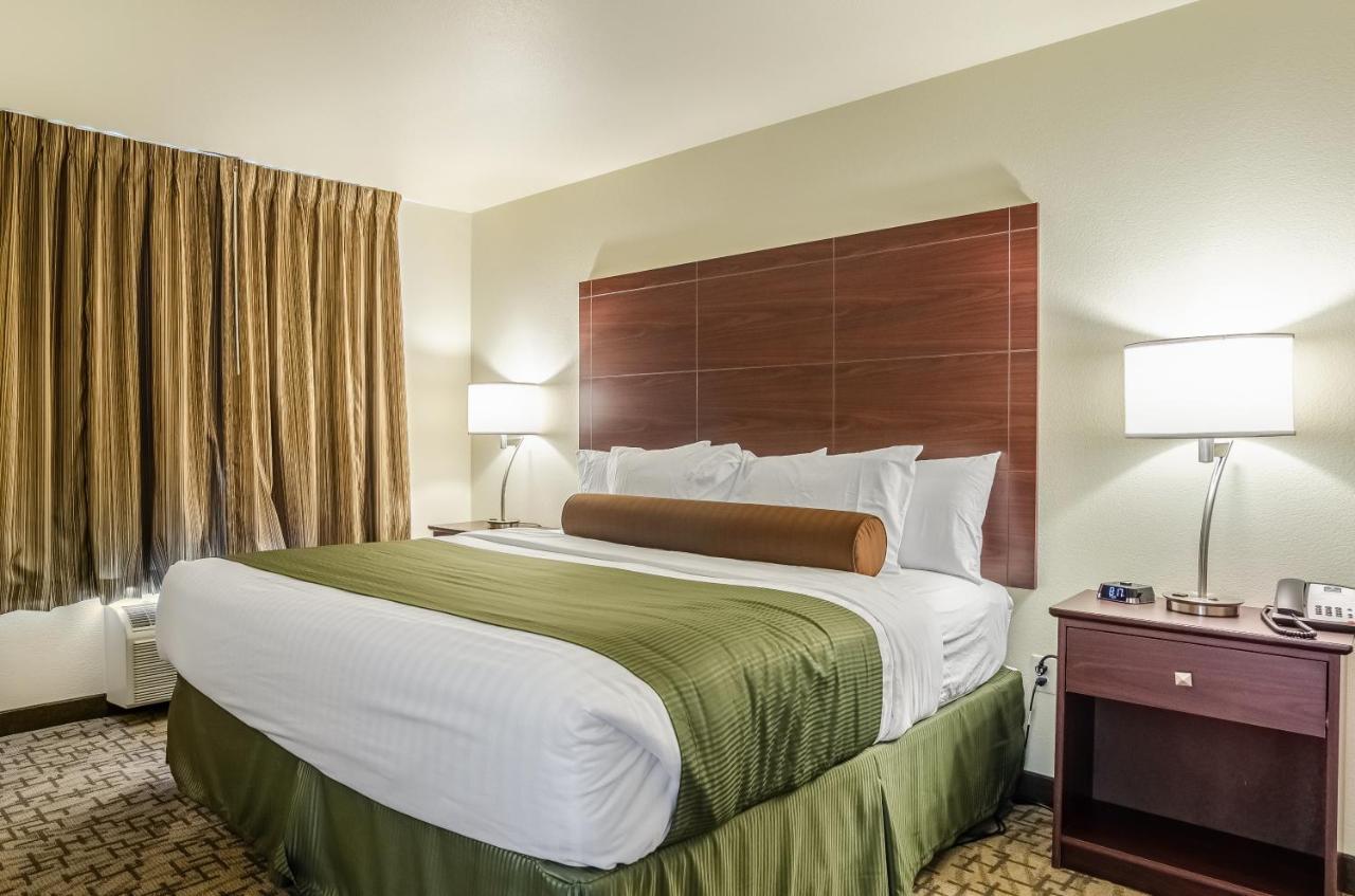 Cobblestone Inn & Suites - Bridgeport Buitenkant foto