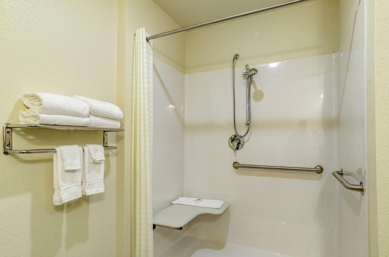 Cobblestone Inn & Suites - Bridgeport Buitenkant foto