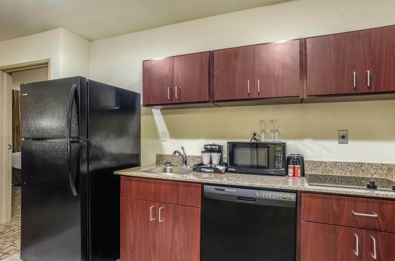 Cobblestone Inn & Suites - Bridgeport Buitenkant foto